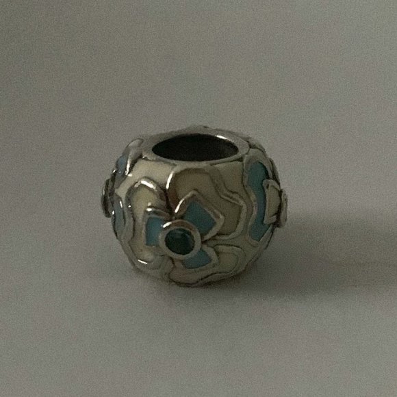 Blue White Enamel 925 Sterling Silver Floral Charm Bracelet Bead Persona Pandora - Picture 1 of 3